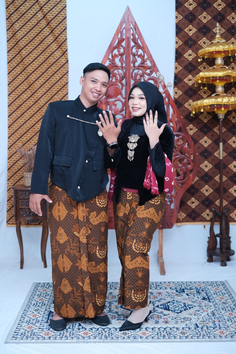Hariyanto & leni acara nikah