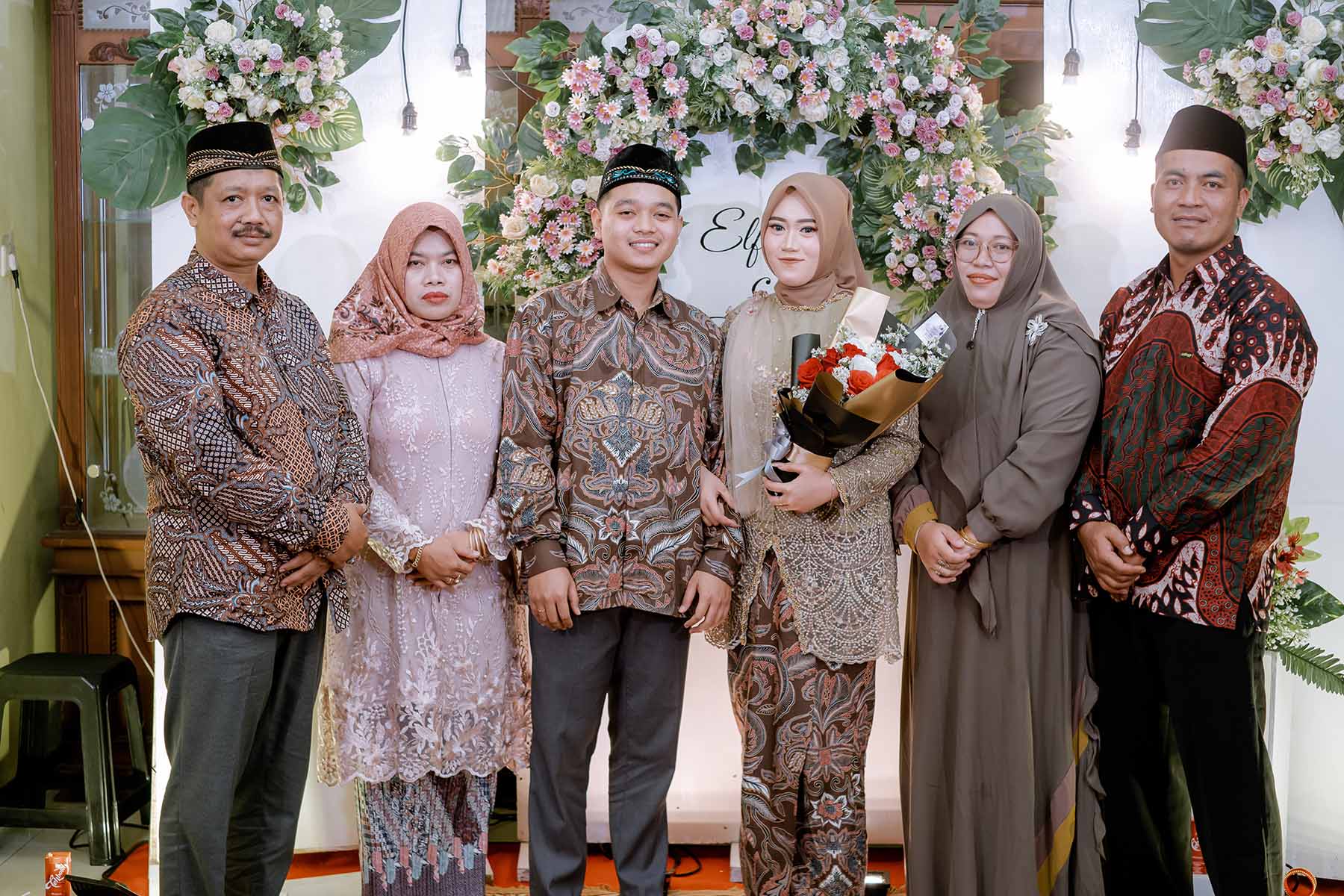 Bergas & elfista lamaran