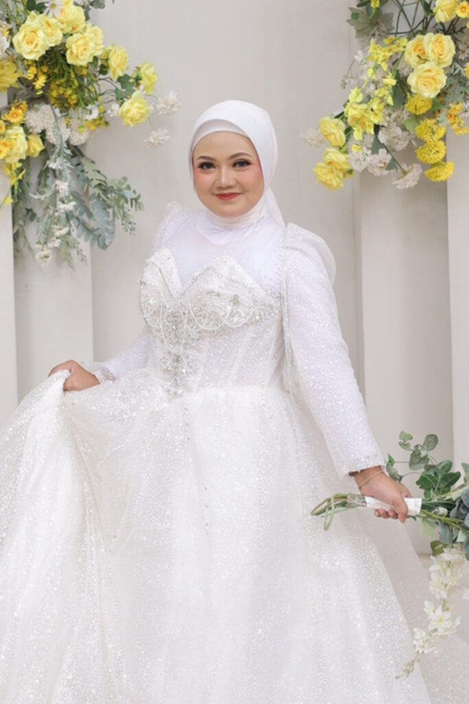 Makeup 2025070717330115685