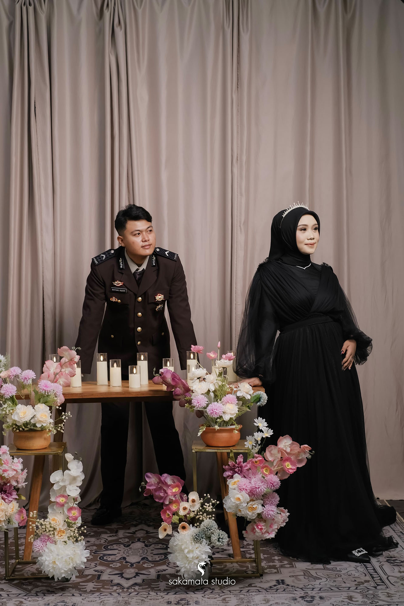 Okta & roger perkenalan