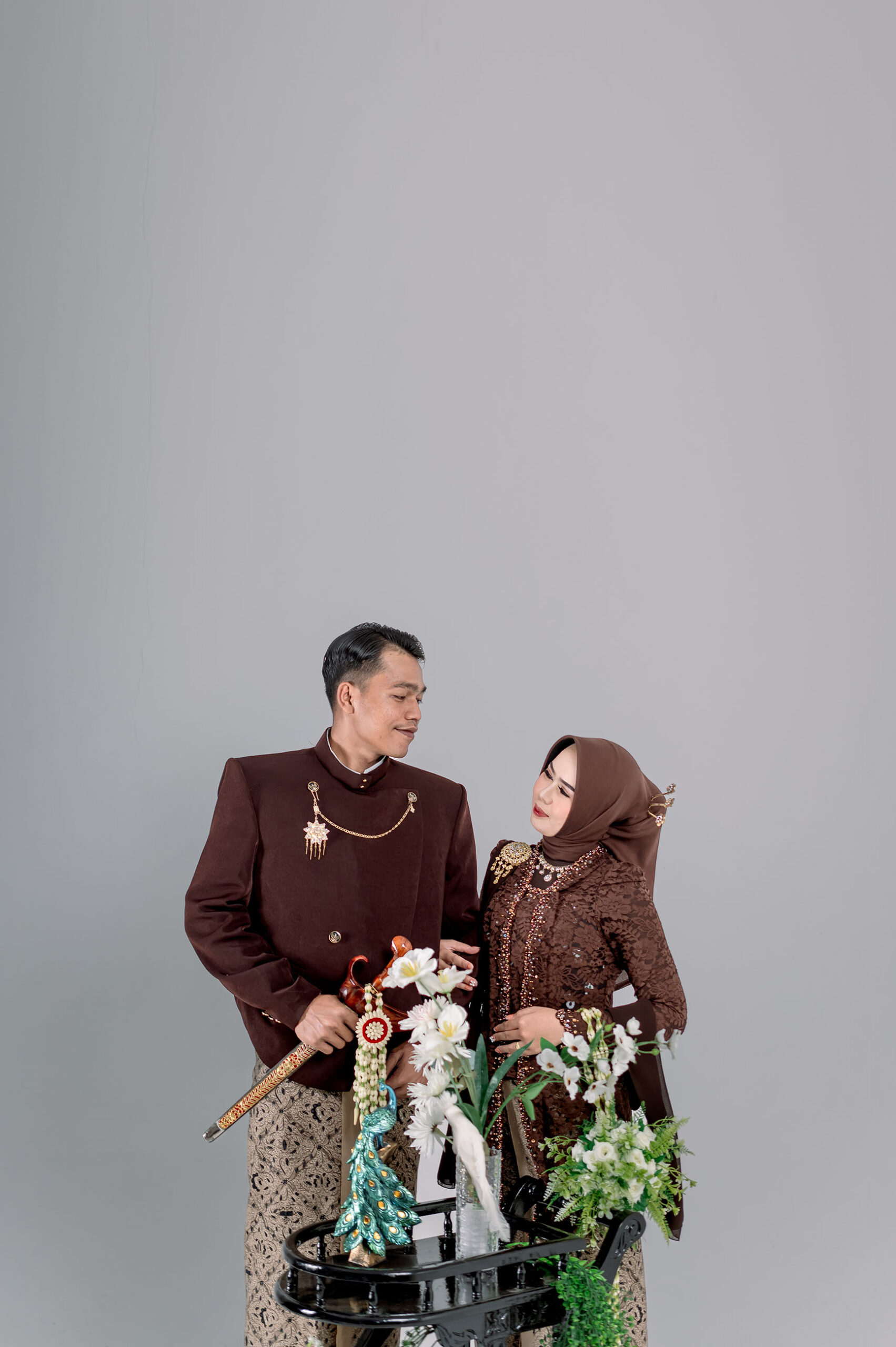 Tika & hendra sampul