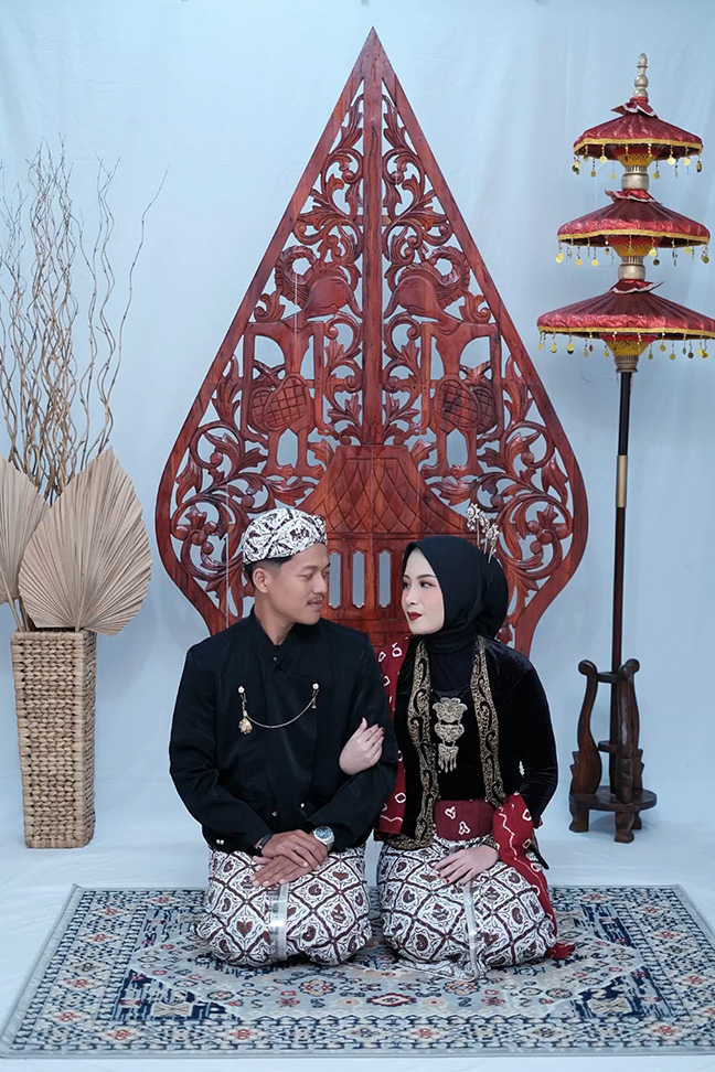 Arum & arif love story (married)